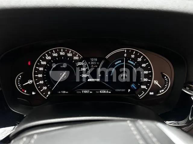 BMW 530E 2018 photo 4