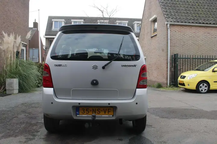 Suzuki Wagon R 2004 photo 5