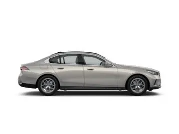 BMW 5 Series 2023 photo 3