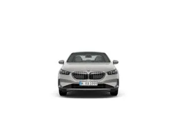 BMW 5 Series 2023 photo 2