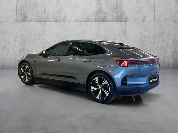 Polestar 4 2026 photo 3