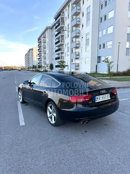 Audi A5 2011 photo 5