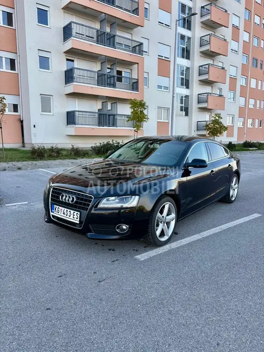 Audi A5 2011 photo 3