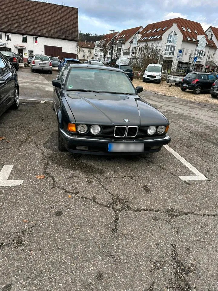 BMW 730I