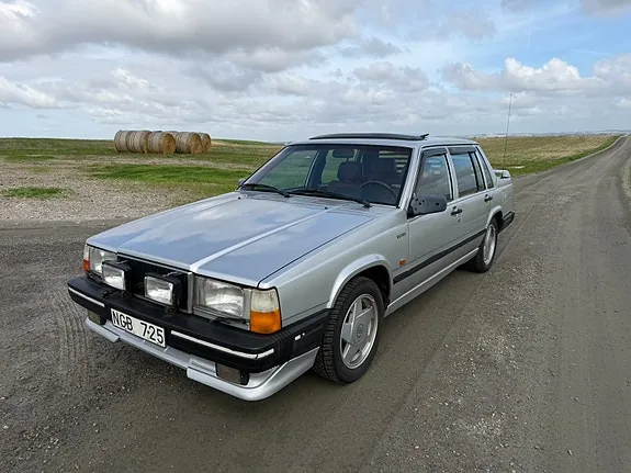 Volvo 740 1988 photo 2