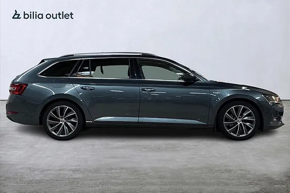 Skoda Superb 2018 photo 5