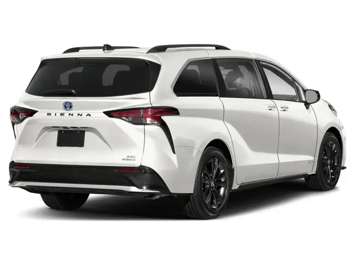 Toyota Sienna 2024 photo 2