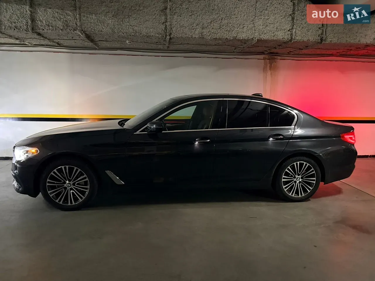 BMW 5 Series 2017 photo 4