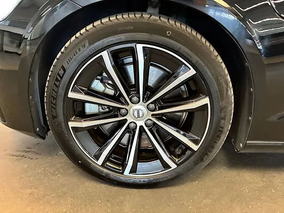 Volvo V60 2024 photo 5