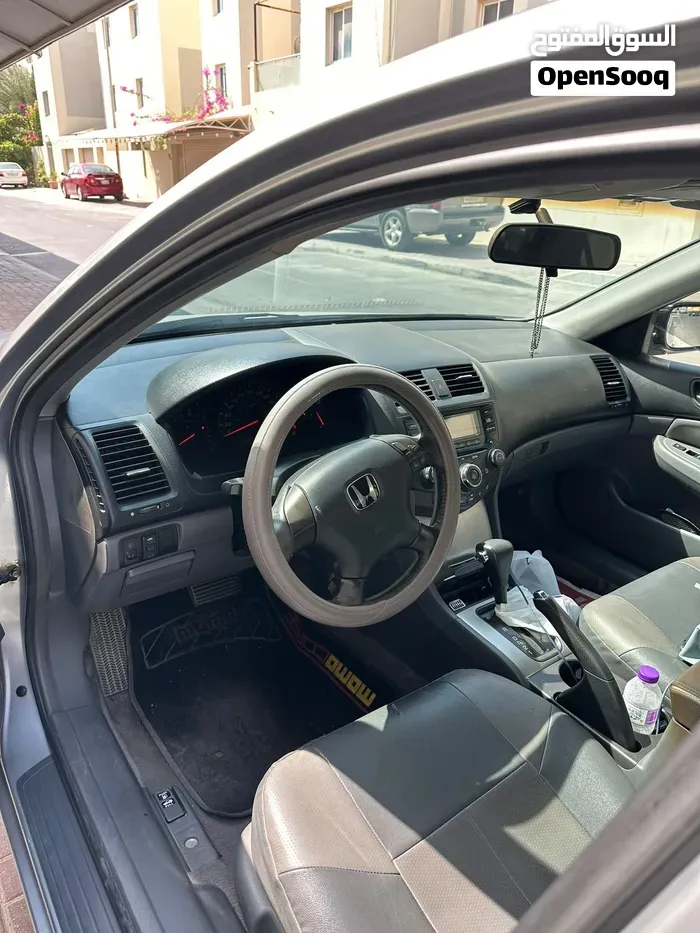 Honda Accord 2004 photo 3