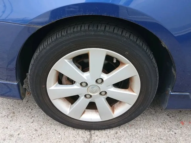 Toyota Raum 2005 photo 5