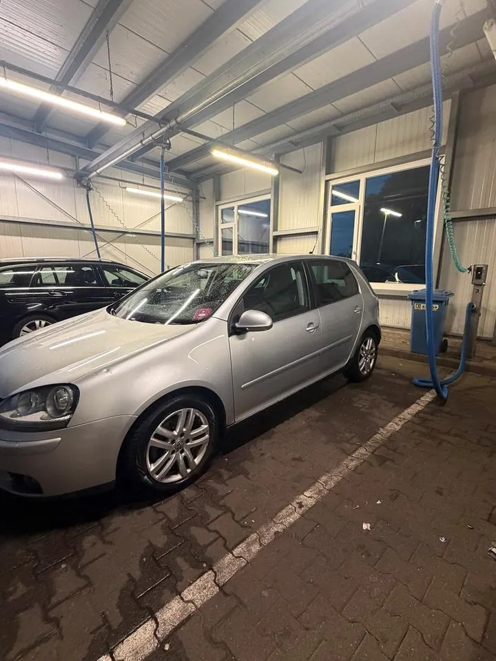 Volkswagen Golf V