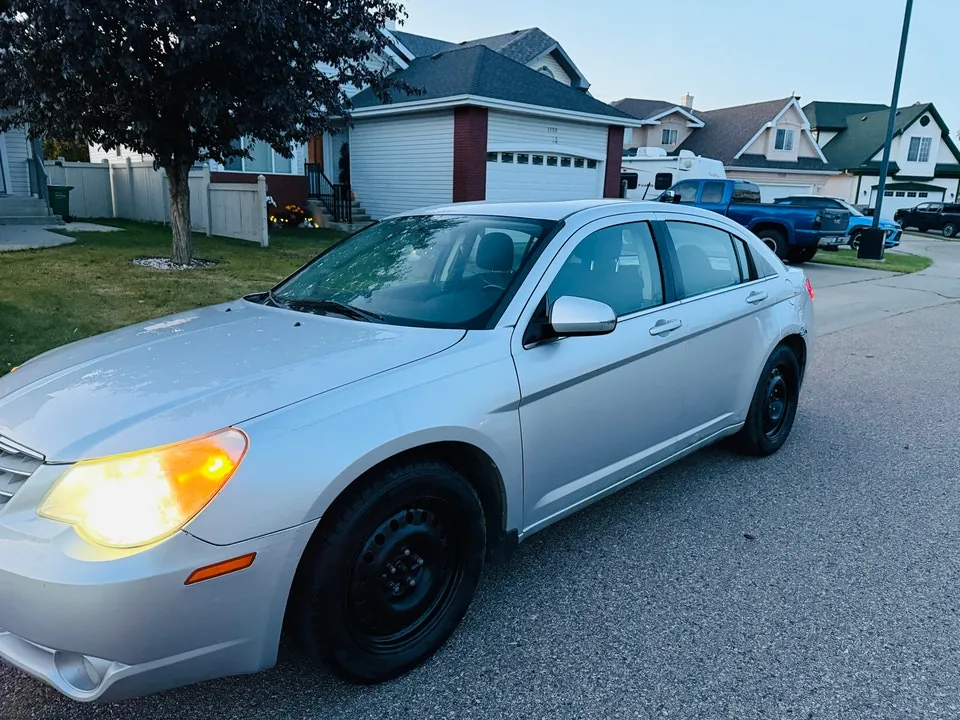 Chrysler Sebring 2010 photo 3
