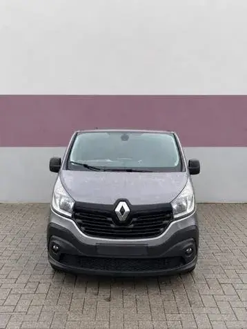 Renault Trafic 2019 photo 2