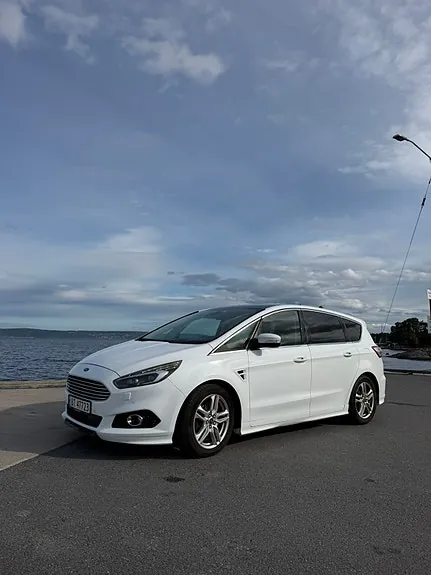 Ford S-Max 2016 photo 2