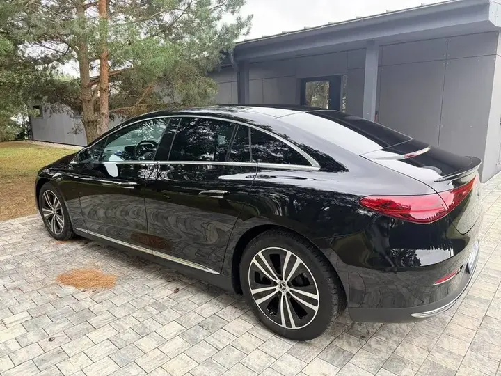 Mercedes-Benz Eqe 300 2022 photo 3