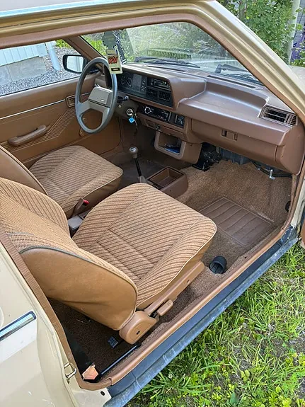 Mazda 323 1984 photo 5