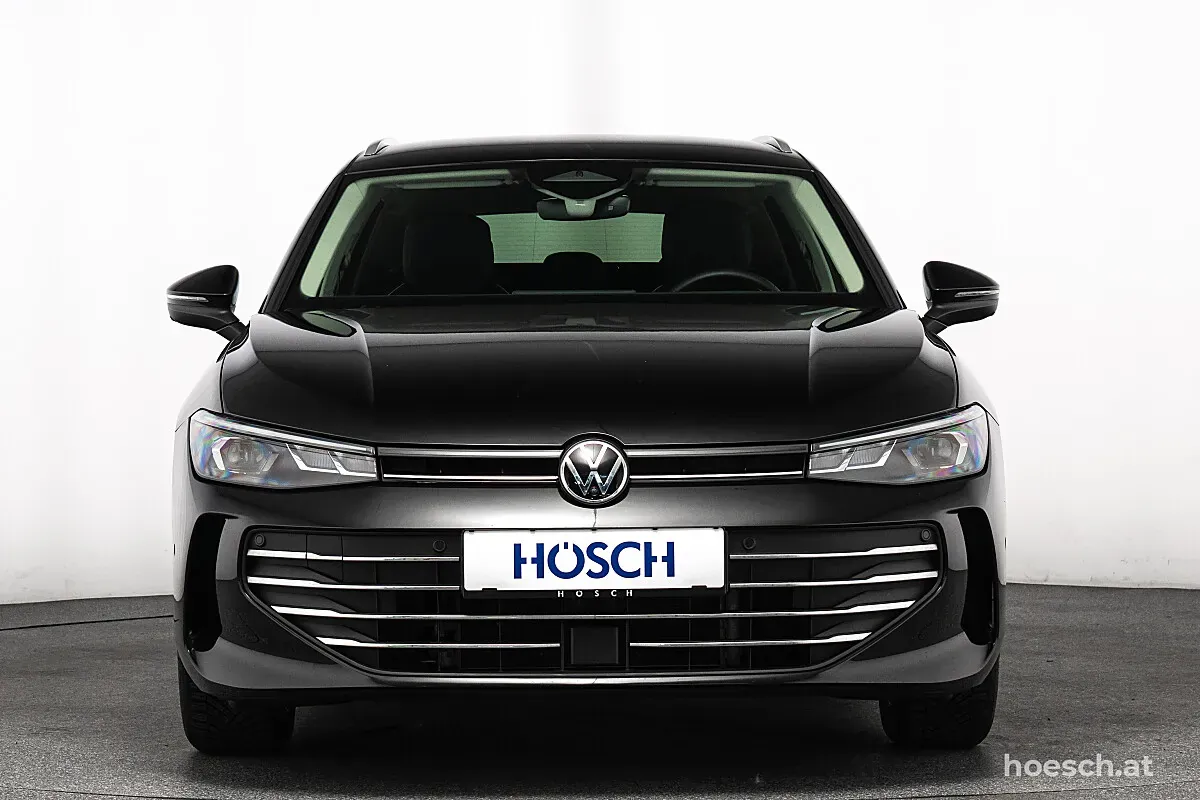 Volkswagen Passat 2025 photo 2
