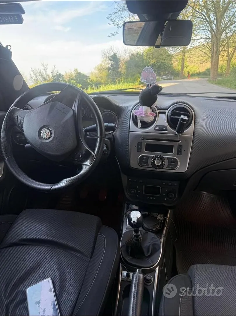 Alfa Romeo Mito 2010 photo 4