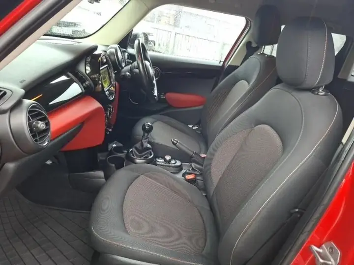 Mini Hatch 2018 photo 5