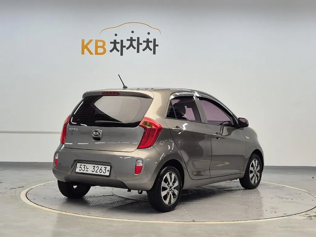 Kia Morning 2013 photo 3