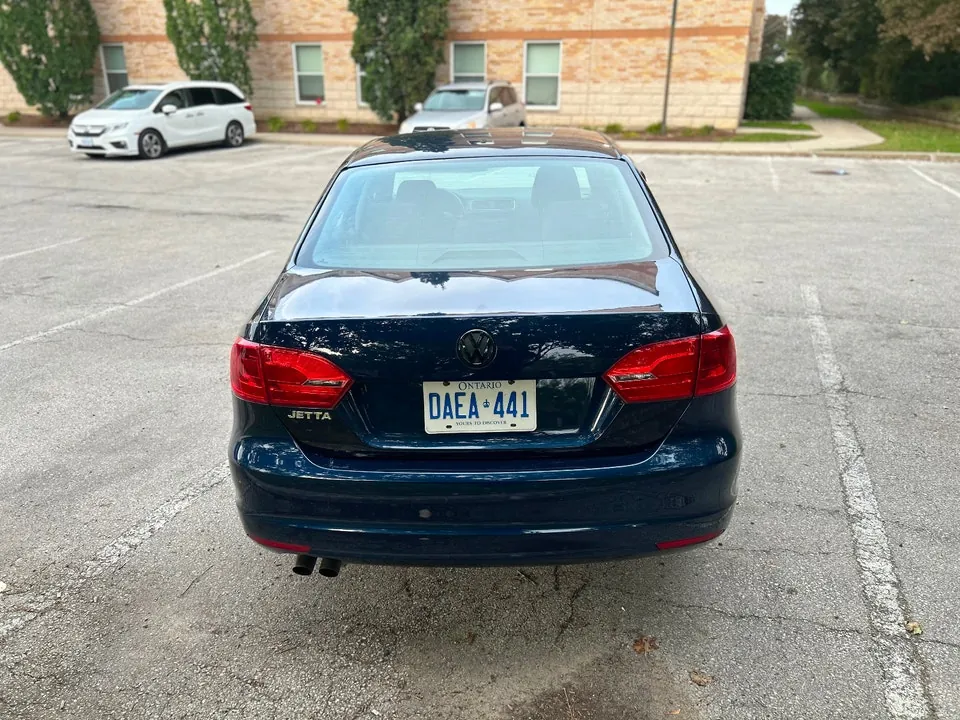 Volkswagen Jetta 2012 photo 4