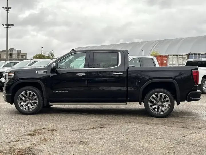 GMC Sierra 1500 2026 photo 5
