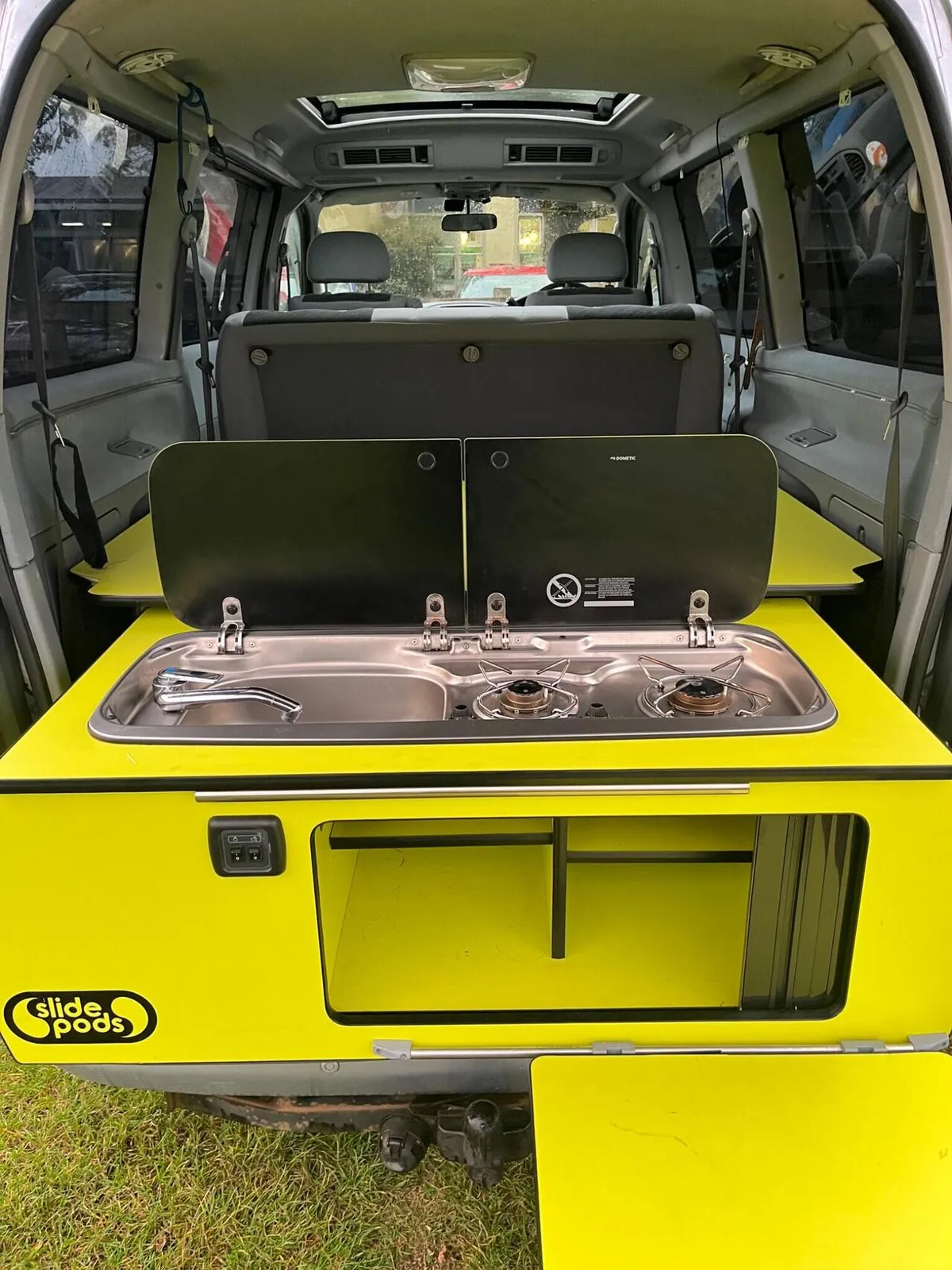 Toyota Hiace 1998 photo 4