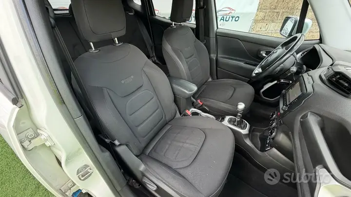 Jeep Renegade 2017 photo 4