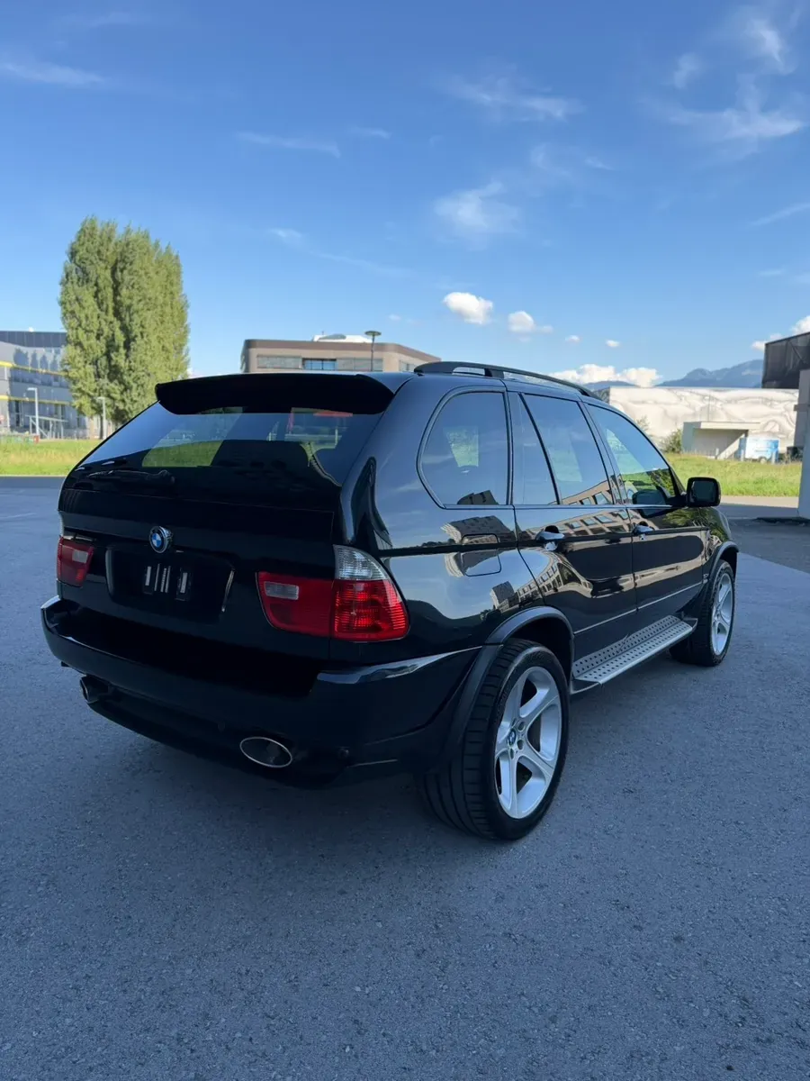 BMW X5 2006 photo 2