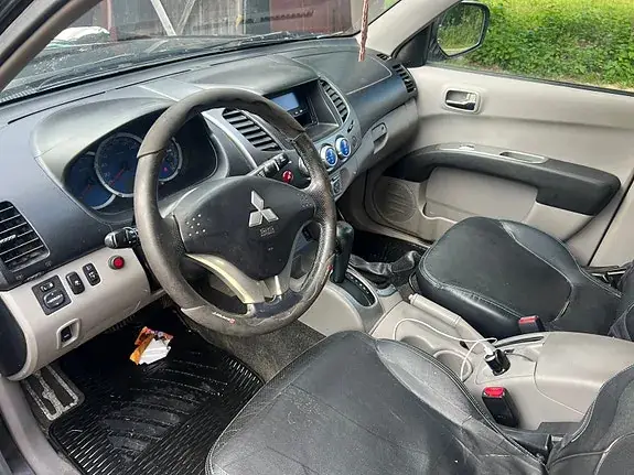 Mitsubishi L200 2007 photo 3