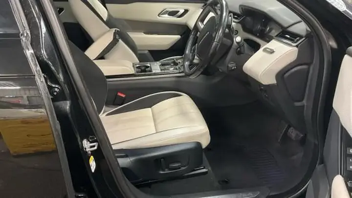 Land Rover Range Rover Velar 2017 photo 2