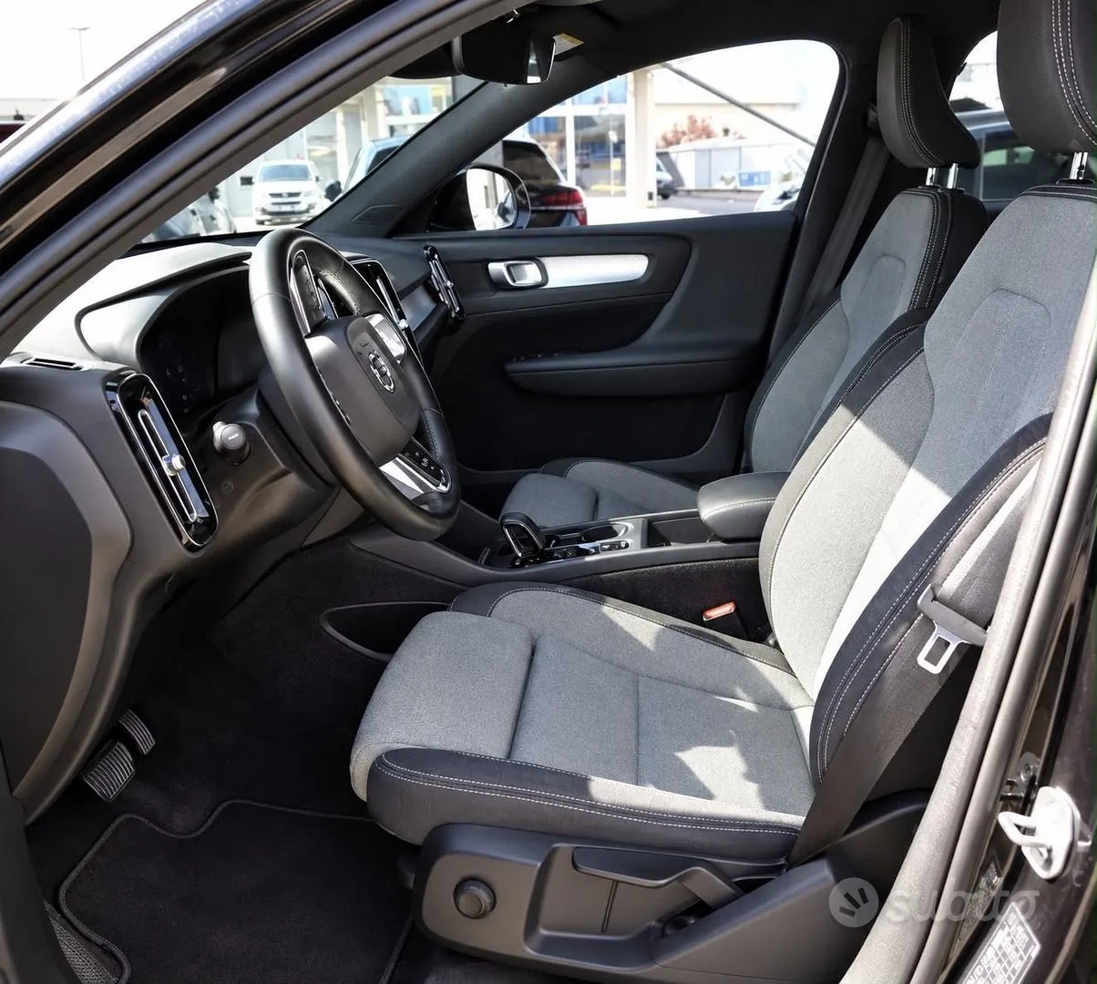 Volvo Xc40 2022 photo 4