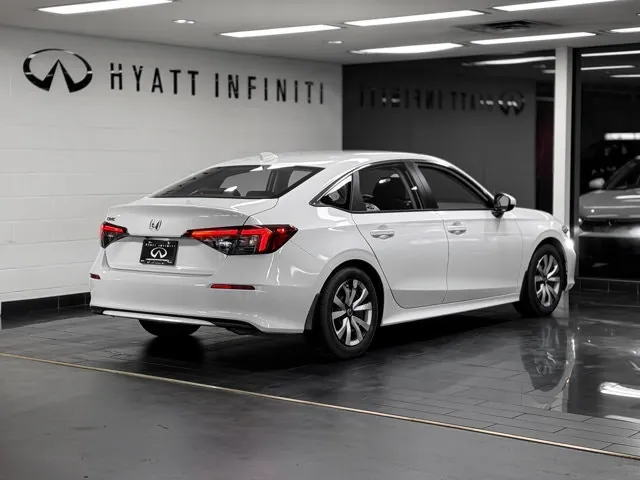 Honda Civic 2026 photo 5