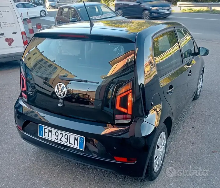 Volkswagen Up 2018 photo 3