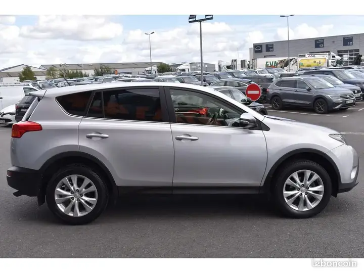 Toyota Rav4 2013 photo 4