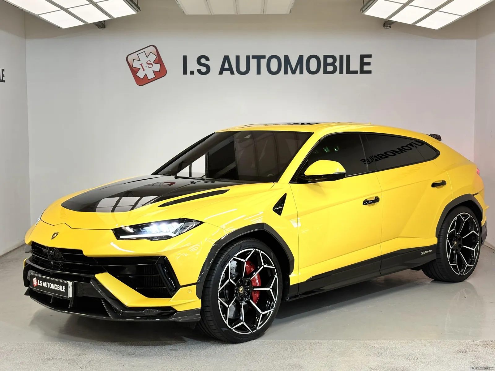 Lamborghini Urus Performante 2024 photo 2
