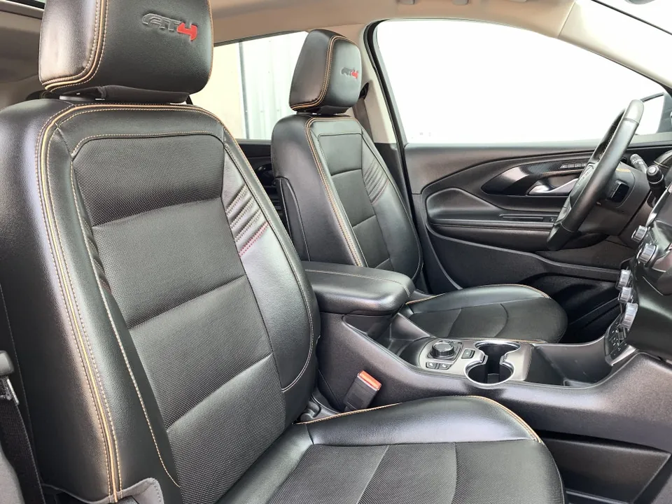GMC Terrain 2023 photo 2