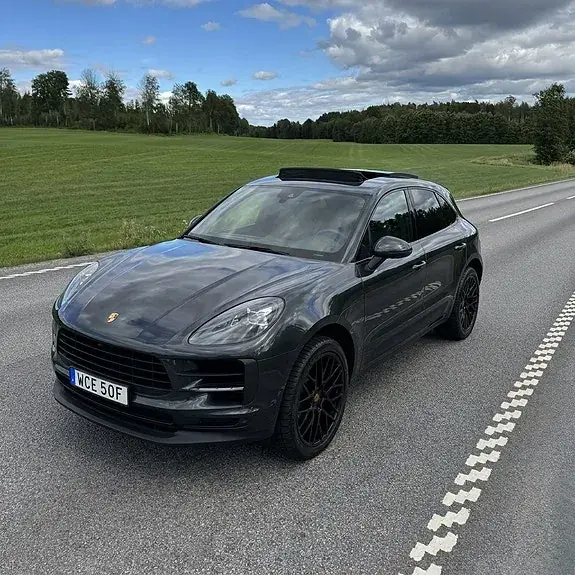 Porsche Macan S