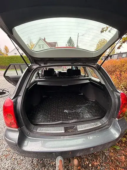 Toyota Avensis 2005 photo 3
