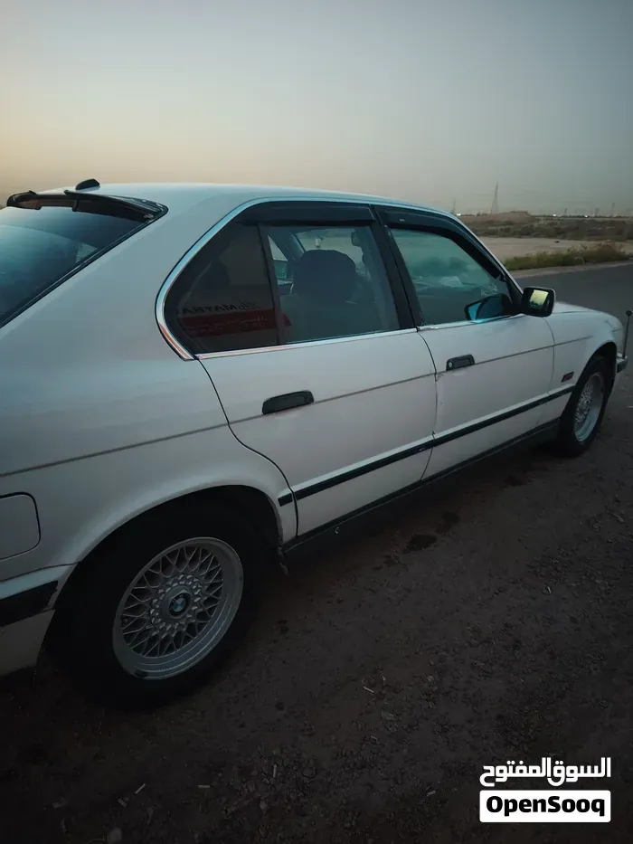 BMW 5 Series 1992 photo 3
