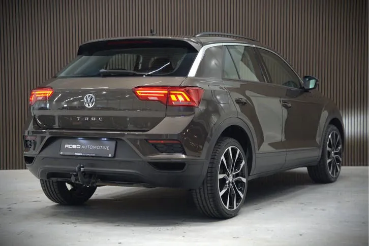Volkswagen T-Roc 2018 photo 2