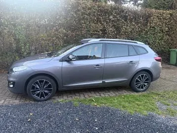 Renault Mégane 2012 photo 2