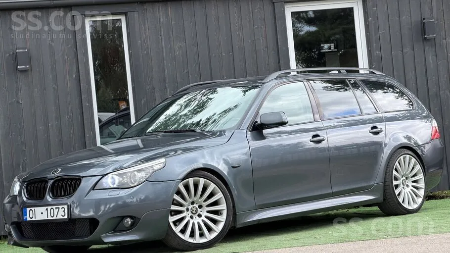BMW 530 2007 photo 2
