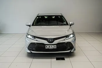 Toyota Camry 2019 photo 3
