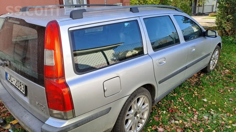 Volvo V70 2002 photo 4