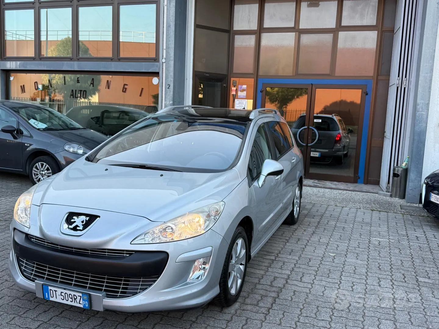 Peugeot 308