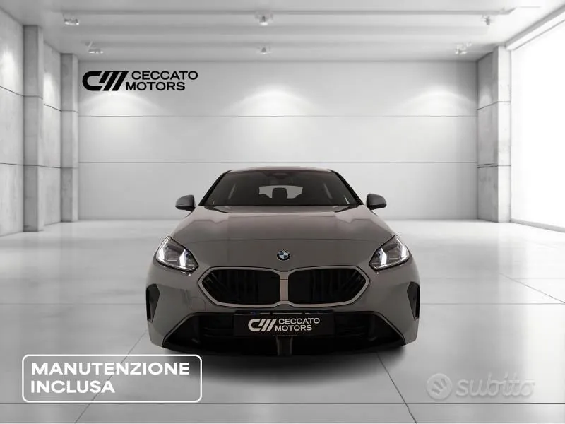 BMW 1 Series 2025 photo 2