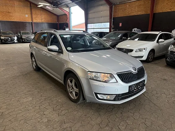 Skoda Octavia 2014 photo 3