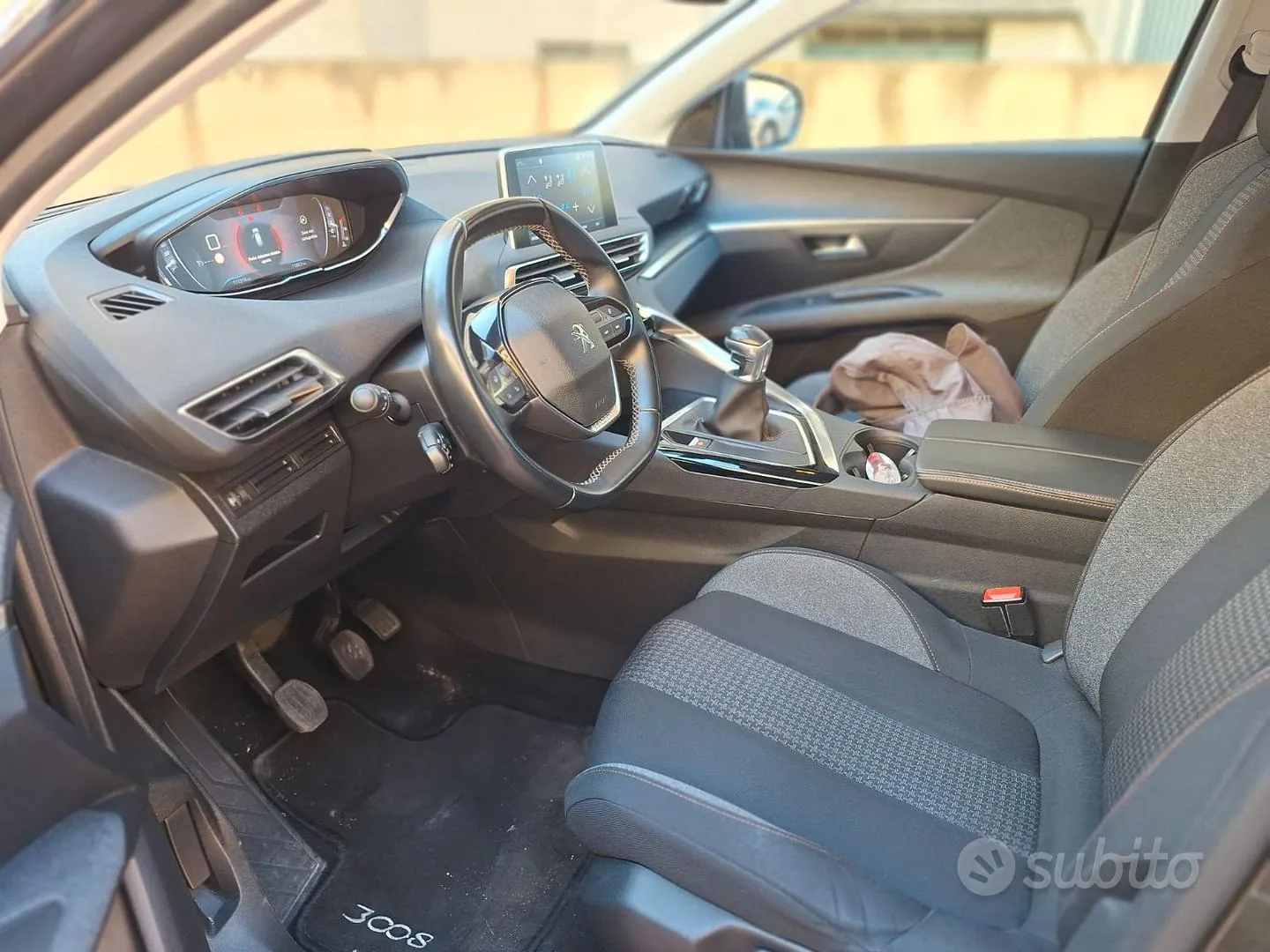 Peugeot 3008 2019 photo 3